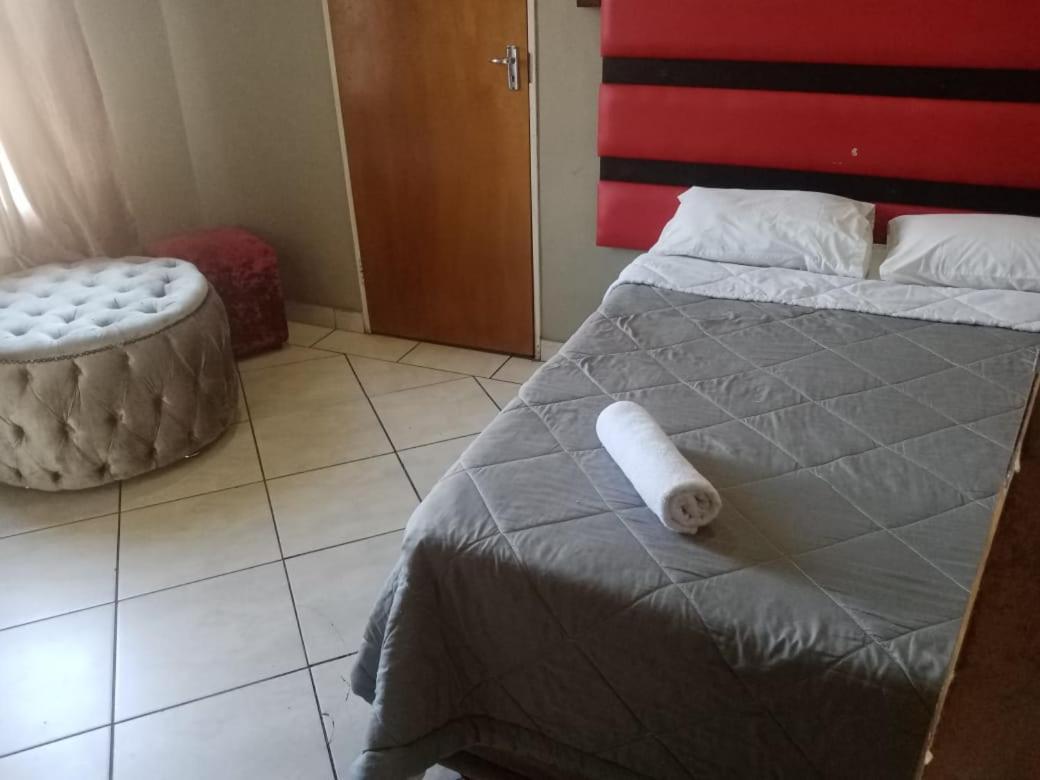 Ebony Guest House Pretoria Luaran gambar