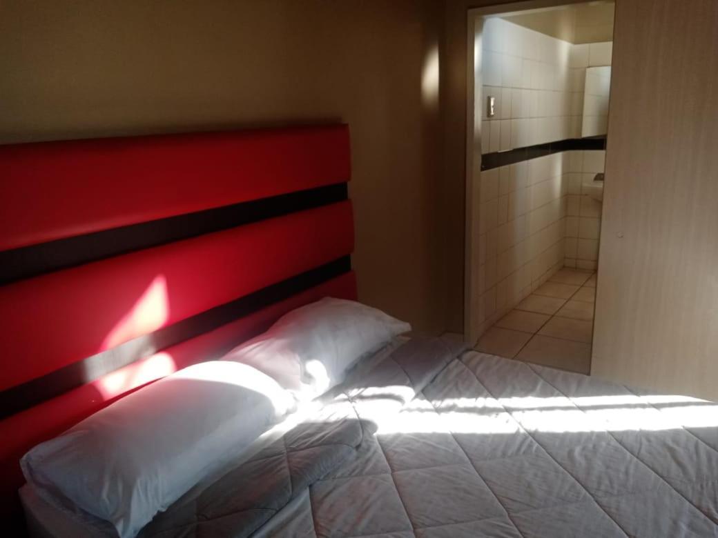 Ebony Guest House Pretoria Luaran gambar