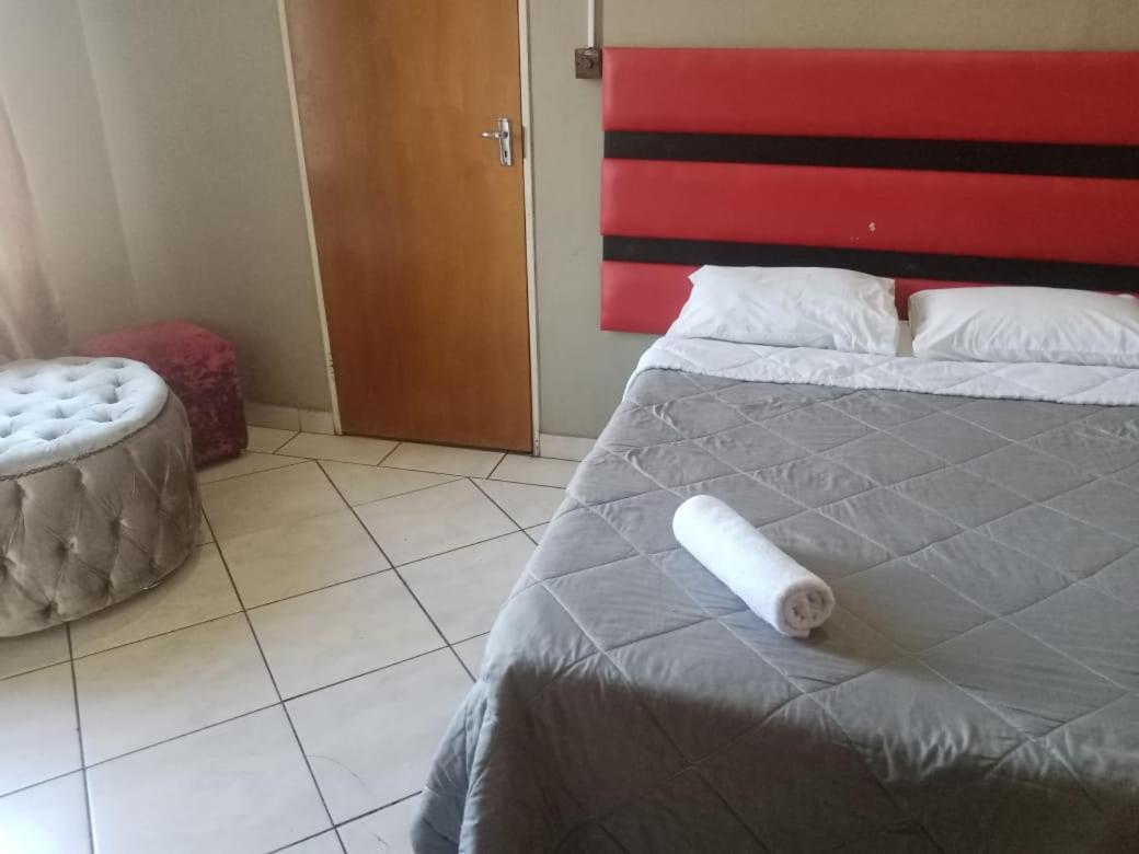Ebony Guest House Pretoria Luaran gambar